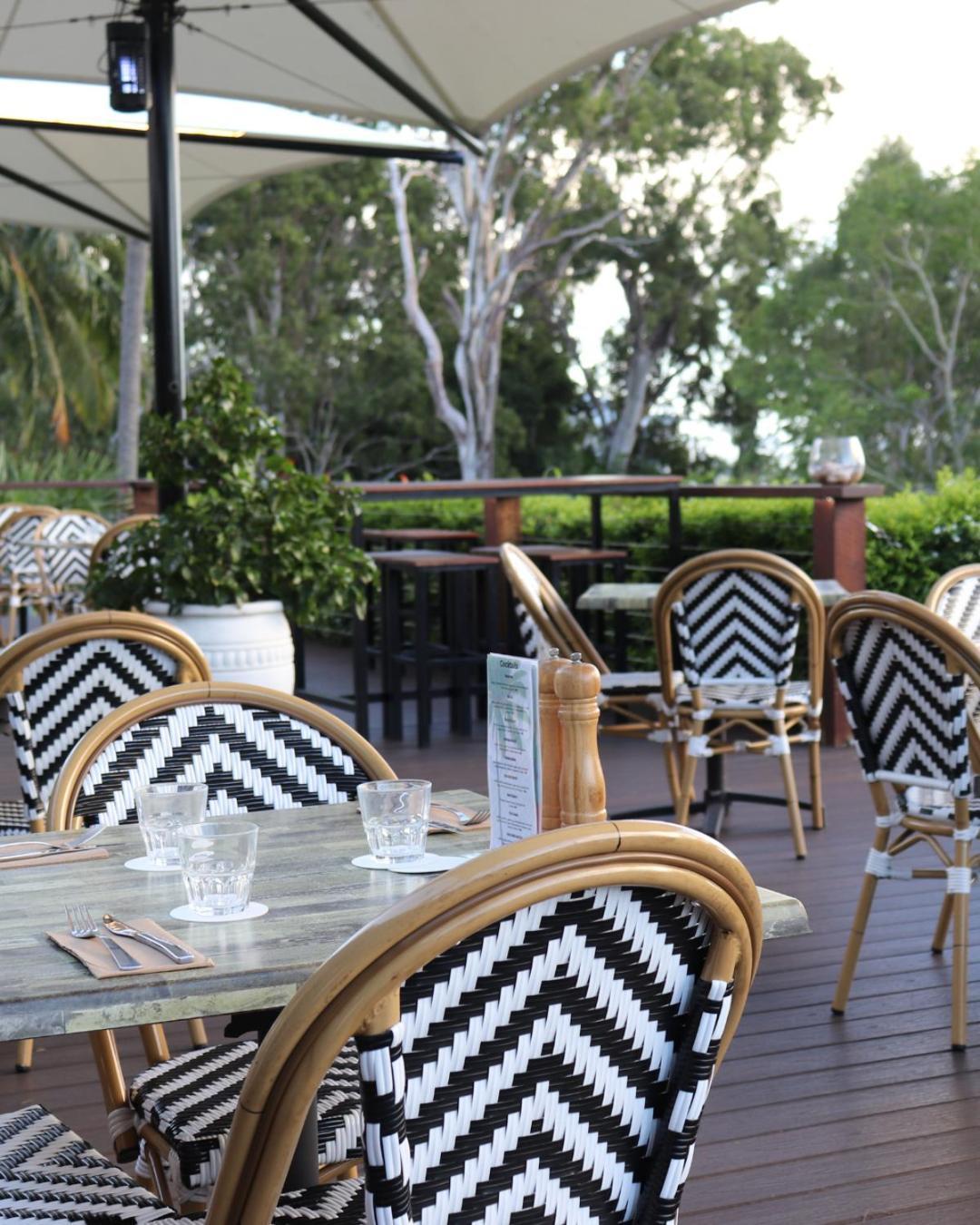 Colonial Palms Motor Inn Ерлі-Біч Екстер'єр фото