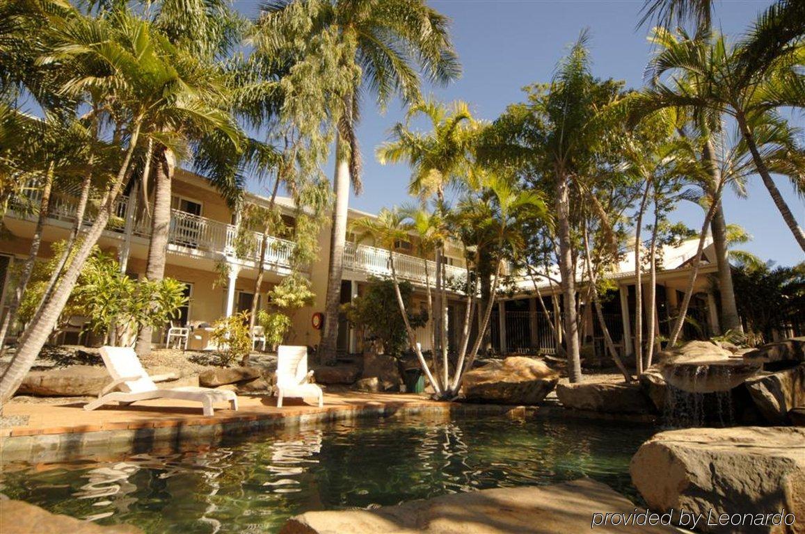 Colonial Palms Motor Inn Ерлі-Біч Екстер'єр фото